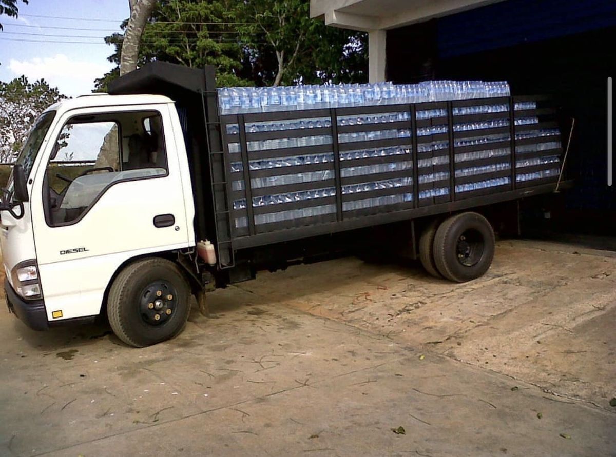 Flota de entrega Agua Mineral Éxtasis Maturín
